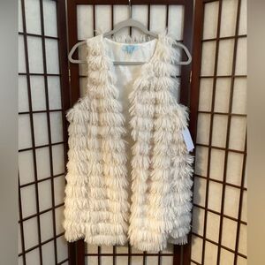 She + Sky Fuzzed Up Cream White sleeveless long vest. Size S